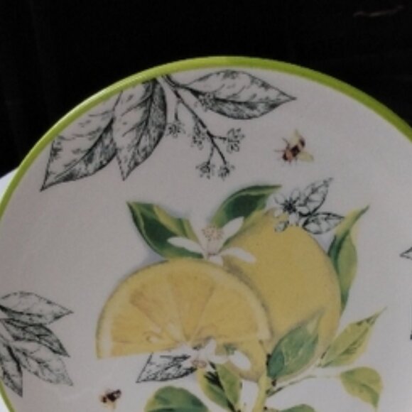 Ashland Honey Bee/Lemon Motif Plate - Picture 2 of 9